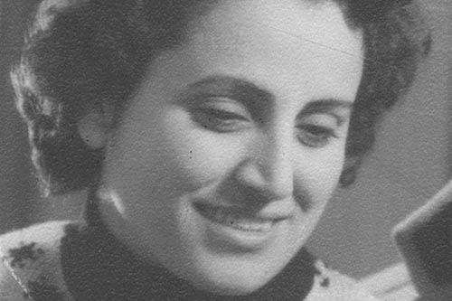 'Adila Bayhom